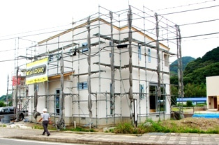 徳島県で家を建てるならサーロジック-白い外観