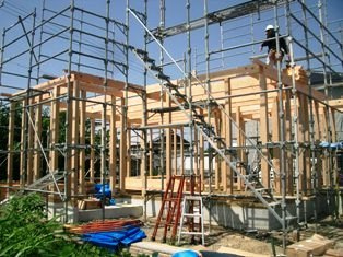 徳島県で家を建てるならサーロジック-建て方