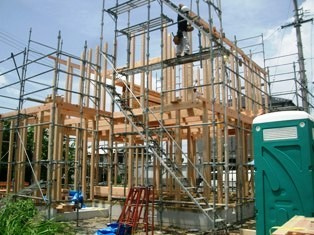 徳島県で家を建てるならサーロジック-建て方