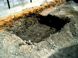 徳島県で家を建てるならサーロジック-根切り