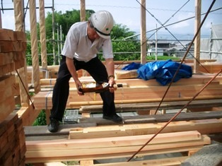 徳島県で家を建てるならサーロジック-上棟