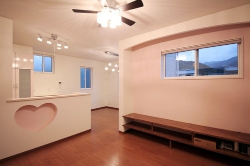 徳島県で家を建てるならサーロジック-テレビ置き場