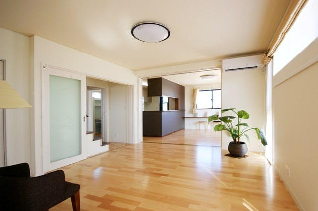 徳島県で家を建てるならサーロジック-ナチュラルリビング