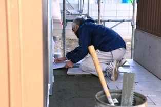 徳島県で家を建てるならサーロジック-タイル張り