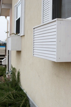 徳島県で家を建てるならサーロジック-木製フラワーBOX