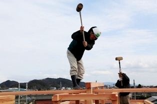徳島県で家を建てるならサーロジック-上棟