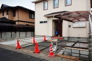 徳島県で家を建てるならサーロジック-外構工事途中