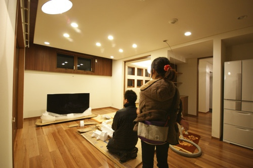 徳島県で家を建てるならサーロジック-壁かけTV