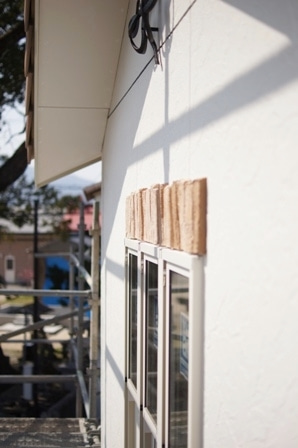 徳島県で家を建てるならサーロジック-タイル窓装飾 