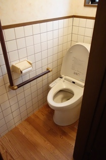 徳島県で家を建てるならサーロジック-介護保険でトイレ